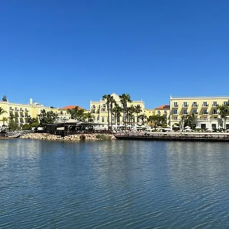 Marina 빌라모라